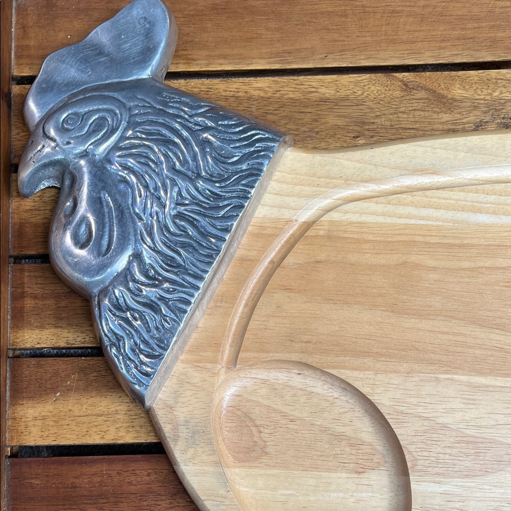Rooster-Shaped Serving & Cutting Board in Natural Wood with Pewter Accents - Picture 2 of 9